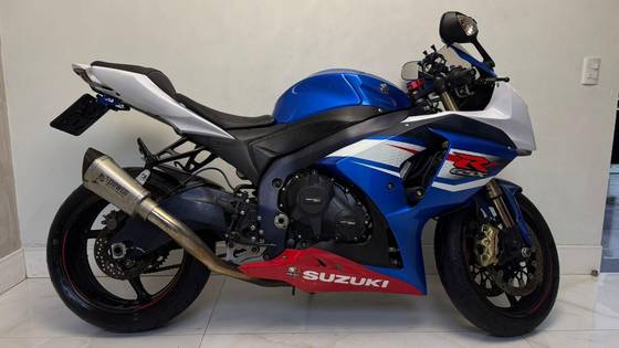 SUZUKI GSX-R1000 